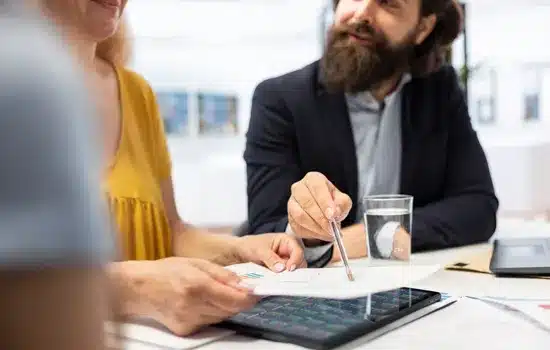¿Como reducir deudas Colombia sin empeorar las finanzas? - SVC Abogados