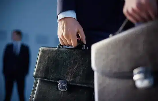 Qué hacen los abogados especialistas en insolvencia en Colombia - SVC Abogados