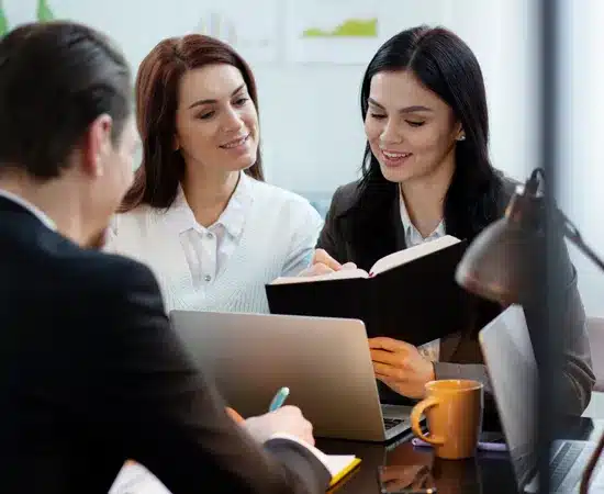 Abogados especialistas en deudas en Colombia - SVC Abogados